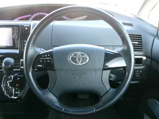 トヨタ エスティマ アエラス 岡山県 2013(平25)年 6.1万km グレイッシュブルーマイカメタリック ワンオーナー/純正SDナビ/フルセグテレビ/バックカメラ/Bluetooth/DVD再生可能/両側パワースライドドア/オートライト/クルーズコントロール/HIDヘッドライト/ビルトインETC/純正18AW/純正フロアマット