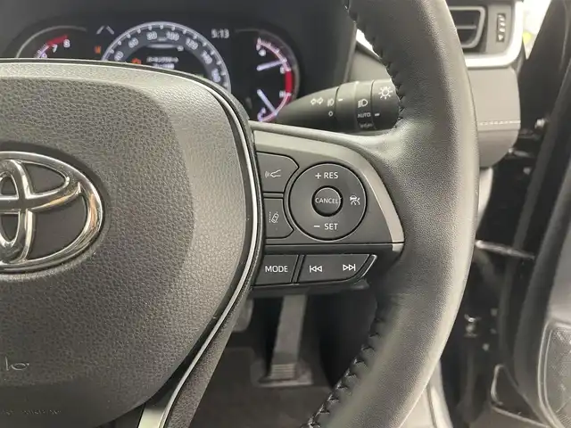 トヨタ ＲＡＶ４ G 滋賀県 2021(令3)年 5.1万km アティチュードブラックマイカ 純正ディスプレイオーディオ/【Bluetooth/USB/Miracast】/全方位カメラ/ETC2.0/ドラレコ/パワーバックドア/シートヒーター/ステアリングヒーター/パワーシート/LEDライト/ブラインドスポットモニター/クリアランスソナー/ルーフレール/スマートキー