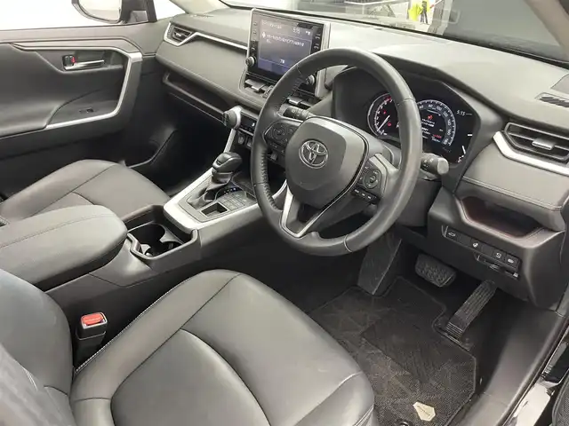トヨタ ＲＡＶ４ G 滋賀県 2021(令3)年 5.1万km アティチュードブラックマイカ 純正ディスプレイオーディオ/【Bluetooth/USB/Miracast】/全方位カメラ/ETC2.0/ドラレコ/パワーバックドア/シートヒーター/ステアリングヒーター/パワーシート/LEDライト/ブラインドスポットモニター/クリアランスソナー/ルーフレール/スマートキー