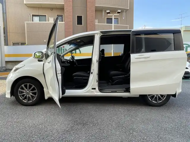 車両画像8