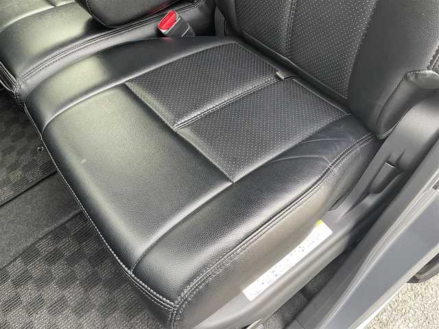 ダイハツ ウェイク G ターボ リミテッド SAⅢ 静岡県 2018(平30)年 2.6万km タングステングレーM エンジンスタートボタン/スマートキー（スペアキー１本）/アイドリングストップ/パワーウィンドウ/パワーステアリング/オートエアコン/ETC/USB入力端子/全方位カメラ/SDナビ（CD.DVD.BT.フルセグ）/ドライブレコーダー/ベンチシート/フロアマット/両側パワースライドドア/純正アルミホイール/ABS/横滑り防止装置/コーナーセンサー/レーンキープアシスト/盗難防止装置/オートライト/オートマチックハイビーム/Wエアバック/衝突軽減システム