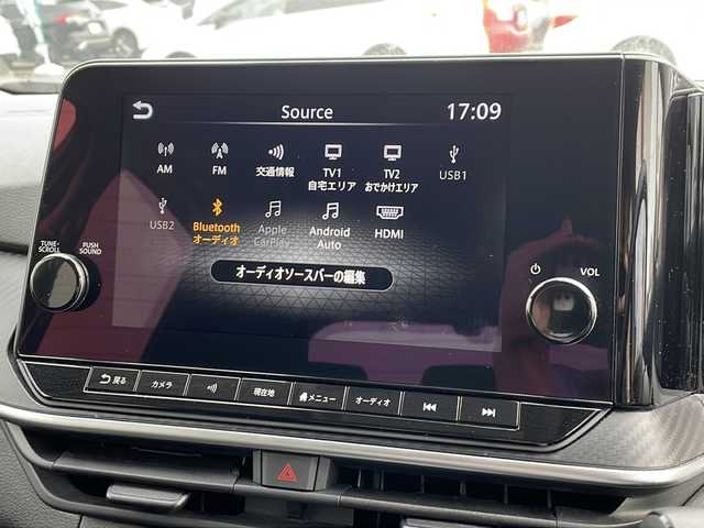 日産 ノート X FOUR 山形県 2022(令4)年 7.3万km ピュアホワイトパール 禁煙車/プロパイロット/ハンドル支援/デジタルルームミラー/・インテリジェントエマージェンシーブレーキ/・ふらつき警報/・前方衝突予測警報/・標識検知機能/・側方運転支援/・後側方衝突防止支援システム/・アラウンドビューモニター/・踏み間違い衝突防止アシスト/・後退時車両検知警報/・インテリジェント ルームミラー/・エマージェンシーストップシグナル/インテリジェントBSI/純正ナビ/BT.USB.AndoroidAuto.AppleCarPlay.HDMI/フルセグ/ビルトインETC2.0/ステアリングヒーター/シートヒーター/置くだけ充電/クリアランスソナー/電動パーキングブレーキ/オートホールド/プッシュスタート/スマートキー