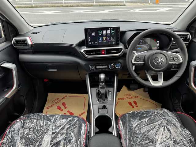 トヨタ ライズ Z 滋賀県 2025(令7)年 0.1万km未満 シャイニングホワイトパール ワンオーナー/スマートパノラマパッケージ/ブラインドスポットモニター/リヤクロストラフィックアラート/純正9インチディスプレイオーディオ/　フルセグ Bluetooth AM FM USB HDMI/パノラミックビューモニター/スマートアシスト/衝突回避支援ブレーキ/衝突警報機能/車線逸脱機能/ふらつき警報/路側逸脱警報/ブレーキ制御付誤発進抑制機能（前方・後方）/先行車発進お知らせ機能/オートハイビーム/コーナーセンサー/レーンキープコントロール/純正17インチアルミ/ビルトインETC/純正フロアマット/CPCプレミアムコーティングダブル/スマートキー×2/プッシュスタート/