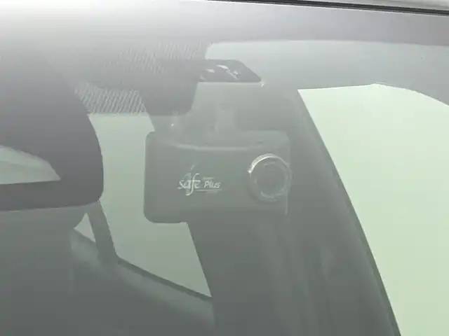 トヨタ ヤリスクロス ハイブリッド Z 群馬県 2024(令6)年 0.7万km ブラックマイカ 純正９インチナビ　パノラミックビューモニター　レーダークルーズコントロール　ＢＳＭ　ＬＥＤ　ＡＨＢ　ハーフレザーシート　シートヒーター　純正１８インチＡＷ　ステアリングヒーター　ＥＴＣ　禁煙車