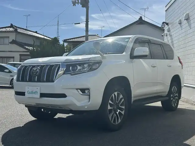 トヨタ ランドクルーザー プラド TX Lパッケージ 山形県 2022(令4)年 4.3万km ホワイトパールクリスタルシャイン ワンオーナー/4WD/純正9インチSDメモリナビ(NSZT-Y68T)/BT/CD/SD/フルセグTV/バックカメラ/本革シート/前席パワーシート/前席シートヒーター/前席エアシート/電動格納サードシート/追従機能付きクルーズコントロール/レーンキープアシスト/前後コーナーセンサー/LEDヘッドライト/前後フォグランプ/オートハイビーム/本革巻ステアリング/純正19インチAW/純正フロアマット
