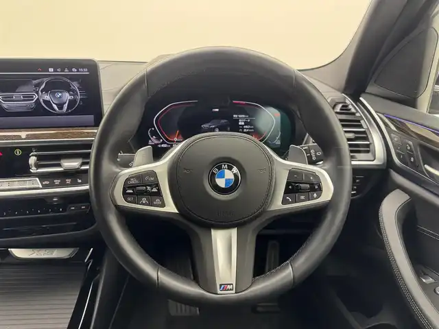 ＢＭＷ ＢＭＷ Ｘ３ xDrive20d Mスポーツ 兵庫県 2023(令5)年 1.3万km サファイアブラックP 純正HDDナビ/（AM/FM/Bluetooth/フルセグTV）/バックカメラ/アラウンドビューモニター/横滑り防止装置/レーンキープアシスト/盗難防止装置/衝突軽減システム/カーテンエアバッグ/インテリジェントセーフティー/アダクティブクルーズコントロール/ブレーキホールド/コーナーセンサー（前後）/レザーシート/シートヒーター（D/N席）/パワーシート（D/N席）/パワーバックドア/ヘッドアップディスプレイ/ブラインドスポットモニター/パドルシフト/アンビエントライト/LEDヘッドライト/BMW LEDレーザーライト/オートライト/オートマチックハイビーム/ビルトインETC/MTモード付AT/4WD/ターボエンジン/前方ドライブレコーダー/ルーフレール/純正OP20インチアルミホイール/Mスポーツ50周年エンブレム/スマートキー/アイドリングストップ/純正フロアマット