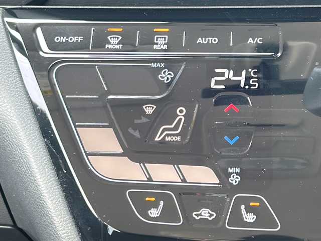 三菱 ｅＫクロススペース T 山形県 2020(令2)年 1.8万km シルキーホワイト ４WD/左側パワースライド/アラウンドビューモニター/バックカメラ/デジタルインナーミラー/コーナーセンサー/レーンキープ/シートヒーター（D.N)/サイドミラーウィンカー/電動格納式ミラー/アイドリングストップ/ステアリングスイッチ/サマータイヤ搭載/（純正・15インチ・AW)/ETC/冬用ワイパー搭載/パドルシフト