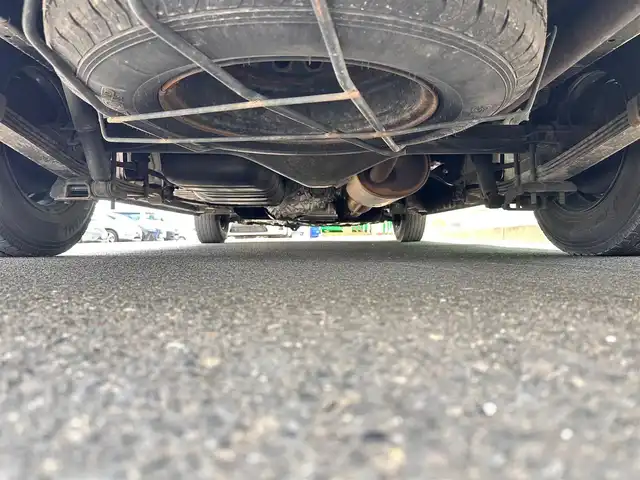 トヨタ ハイエース GL 宮城県 2018(平30)年 13.8万km ホワイトパールクリスタルシャイン ワンオーナー車/4WD/プリクラッシュセーフティ/レーンディパーチャーアラート/オートマチックハイビーム/社外フリップダウンモニター（TVM-FW1020）/社外ナビ（AVIC-RW801）/・CD/DVD/・Bluetooth/・フルセグTV/バックモニター/ETC/AC100V/100Wコンセント/シートカバー/左側パワースライドドア/バックドアイージークローザー/ウッドコンビステアリング/ステアリングスイッチ/MTモード付AT/LEDヘッドライト/フォグランプ/オートライト/スマートキー＆プッシュスタート/スペアキー1本/電動格納ミラー/フロアマット/ドアバイザー/Wエアバッグ/取扱説明書/保証書