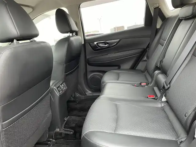 日産 エクストレイル 20Xi 石川県 2018(平30)年 4.6万km ガーネットレッド 4WD/プロパイロット/純正メモリーナビ/フルセグTV/アラウンドビューモニター/LEDヘッドライト/革シート/ドライブレコーダー/ETC/パワーバックドア/インテリキー/プッシュスタート/電動ミラー/スマートルームミラー/オートライト/純正アルミホイール/保証書