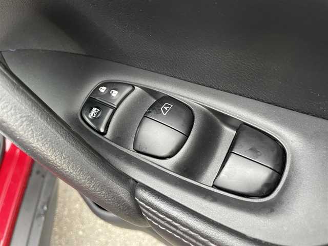 日産 エクストレイル 20Xi 石川県 2018(平30)年 4.6万km ガーネットレッド 4WD/プロパイロット/純正メモリーナビ/フルセグTV/アラウンドビューモニター/LEDヘッドライト/革シート/ドライブレコーダー/ETC/パワーバックドア/インテリキー/プッシュスタート/電動ミラー/スマートルームミラー/オートライト/純正アルミホイール/保証書