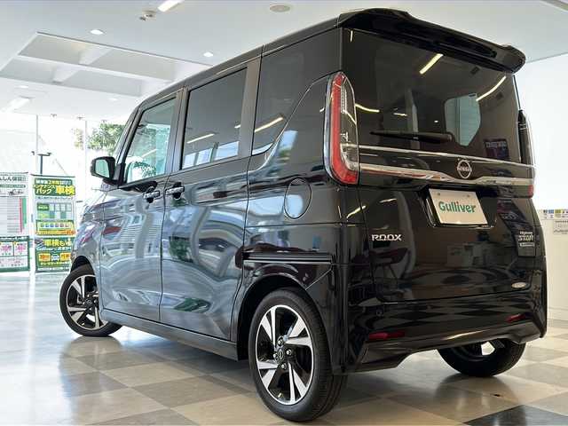 日産 ルークス ハイウェイスター Gターボ 岐阜県 2024(令6)年 0.5万km ブラック 純正9型ナビゲーション/Bluetooth・フルセグ視聴/ナビ連動・前後ドライブレコーダー/アラウンドビューモニター/スマートルームミラー/エマージェンシーブレーキ/クリアランスソナー/両側電動スライドドア/ハンズフリースライドドア/アイドリングストップ/合皮レザーシート/LEDヘッドライト/オートライト/ヘッドライトレベライザー/プッシュスタート/スマートキー/リアサーキュレーター/取扱説明書・記録簿