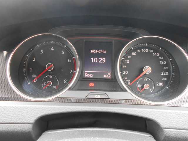 フォルクスワーゲン ゴルフ ＧＴＩ 栃木県 2016(平28)年 8.6万km ピュアホワイト 純正フルセグメモリナビ/プリクラッシュブレーキシステム/レーンキープアシストシステム/アダプティブクルーズコントロール/バックカメラ/パークディスタンスコントロール/オートブレーキホールド/電動パーキングブレーキ/社外18インチENKEIアルミホイール/プッシュスタート/ETC/アイドリングストップ/ステアリングリモコン/パドルシフト/純正フロアマット/ウィンカーミラー/電動格納ミラー