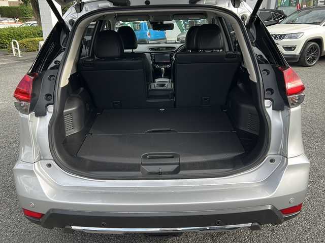 日産 エクストレイル 20Xi 秋田県 2019(平31)年 2.9万km ブリリアントシルバー 純正9型SDナビゲーション【MM518D-L】/AM FM フルセグ CD DVD Bluetooth AUX USB/インテリジェントアラウンドビューモニター/プロパイロットレーダークルーズコントロール/エマージェンシーブレーキ/レーンディパーチャーワーニング/アイドリングストップ/全席シートヒーター/ドライブレコーダー/パワーバックドア/ビルトインETC/電子パーキング/オートホールド/LEDヘッドライト/純正18インチアルミホイール/純正フロアマット/スペアキー