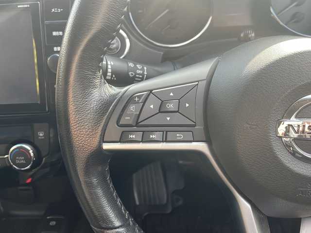 日産 エクストレイル 20Xi 秋田県 2019(平31)年 2.9万km ブリリアントシルバー 純正9型SDナビゲーション【MM518D-L】/AM FM フルセグ CD DVD Bluetooth AUX USB/インテリジェントアラウンドビューモニター/プロパイロットレーダークルーズコントロール/エマージェンシーブレーキ/レーンディパーチャーワーニング/アイドリングストップ/全席シートヒーター/ドライブレコーダー/パワーバックドア/ビルトインETC/電子パーキング/オートホールド/LEDヘッドライト/純正18インチアルミホイール/純正フロアマット/スペアキー