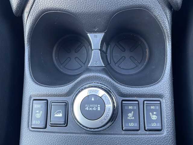 日産 エクストレイル 20Xi 秋田県 2019(平31)年 2.9万km ブリリアントシルバー 純正9型SDナビゲーション【MM518D-L】/AM FM フルセグ CD DVD Bluetooth AUX USB/インテリジェントアラウンドビューモニター/プロパイロットレーダークルーズコントロール/エマージェンシーブレーキ/レーンディパーチャーワーニング/アイドリングストップ/全席シートヒーター/ドライブレコーダー/パワーバックドア/ビルトインETC/電子パーキング/オートホールド/LEDヘッドライト/純正18インチアルミホイール/純正フロアマット/スペアキー