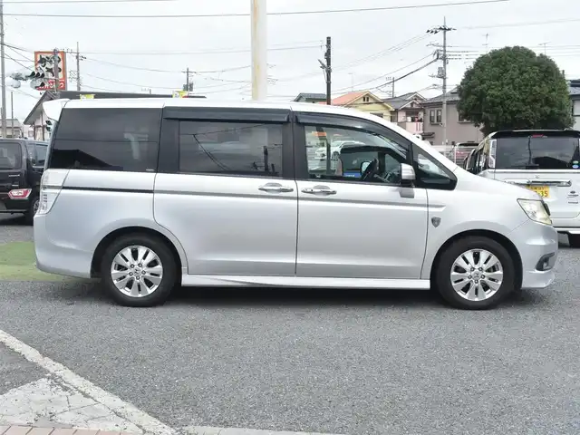 ホンダ ステップワゴン スパーダ Z 神奈川県 2010(平22)年 8.2万km スーパープラチナメタリック 純正HDDナビ/全方位カメラ/フリップダウンモニター/両側パワースライドドア/ETC/HID/無限グリル/スマートキー/取説/ナビ説/スペアスマートキー/記録(H.29.R.1.3.5.6)
