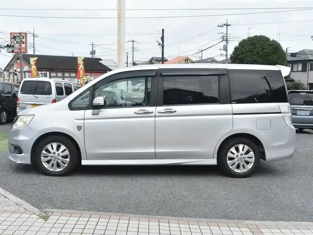 ホンダ ステップワゴン スパーダ Z 神奈川県 2010(平22)年 8.2万km スーパープラチナメタリック 純正HDDナビ/全方位カメラ/フリップダウンモニター/両側パワースライドドア/ETC/HID/無限グリル/スマートキー/取説/ナビ説/スペアスマートキー/記録(H.29.R.1.3.5.6)