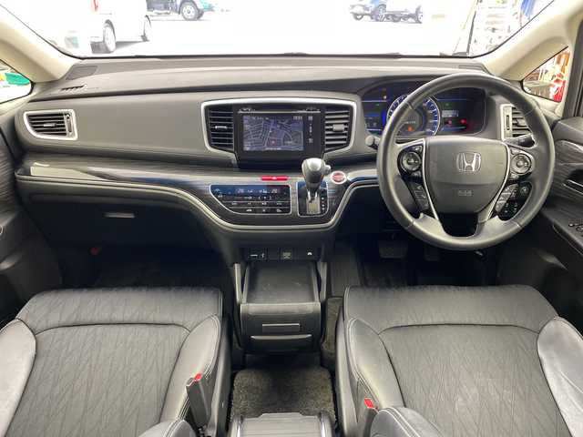 ホンダ オデッセイ ハイブリッド アブソルートセンシングEXパック 兵庫県 2016(平28)年 8万km プレミアムヴィーナスブラックP ・メーカーオプションナビ/・Bluetooth/DVD/CD/HDMI/USB/TV/・全方位カメラ/・ホンダセンシング/・衝突軽減ブレーキ/・歩行者事故低減ステアリング/・アダプティブ・クルーズ・コントロール/・車線維持支援システム/・路外逸脱抑制機能/・誤発進抑制機能/・先行車発進お知らせ機能/・標識認識機能/・ブラインドスポットモニター/・コーナーセンサー/・両側パワースライドドア/・ステアリングスイッチ/・ハーフレザーシート/・運転席パワーシート/・2列目オットマン/・2列目サンシェード/・社外前方ドラレコ/・LEDヘッドライト/・フォグランプ/・純正17インチアルミホイールタイヤ