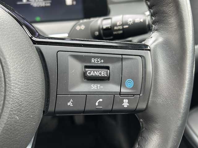日産 ノート X FOUR 福島県 2022(令4)年 7.8万km ブリリアントホワイトパール ４ＷＤ/純正ディスプレイオーディオ/（ＵＳＢ＆ＢＴ＆ＨＤＭＩ＆Apple car play）/アラウンドビューカメラ/エマージェンシーブレーキ/レーダークルーズコントロール/レーンキープアシスト/ビルトインＥＴＣ/オートライト/ウィンカーミラー/電動格納ミラー/スマートキー/プッシュスタート/Ｗ＋サイドエアバッグ/横滑り防止装置/ＡＢＳ/純正フロアマット