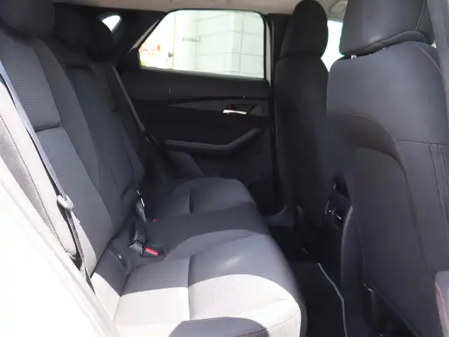 マツダ ＣＸ－３０ 20S ブラックトーンED 神奈川県 2023(令5)年 2万km スノーフレイクホワイトパールマイカ ワンオーナー/クルージング＆トラフィック・サポート/電動格納リモコン式グロスブラックドアミラー/（オート格納／ヒーテッド機能）/マツダコネクト　（8.8インチ専用ディスプレイ）/アクティブクルーズコントロール/アドバンスドキーレスエントリーシステム＆ブラックエンジンスタートリング＋スペアキー/アダプティブLEDヘッドライト/ETC/バックカメラ/前後ドライブレコーダー/保証書/取説