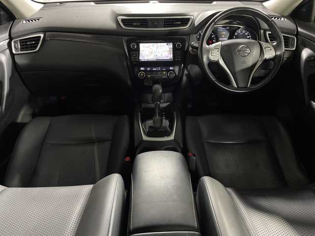 日産 エクストレイル 20X エクストリーマーX Eブレーキ 神奈川県 2015(平27)年 5.9万km チタニウムカーキ 4WD/純正7インチメーカーOPナビ/CD&DVD&BT&フルセグTV/全方位モニター/ビルトインETC/カプロンシート/シートヒーター前席/ドアバイザー/エマージェンシーブレーキ/レーンキープアシスト/後側方車両検知警報/ふらつき警報/進入禁止警報/駐車支援/クルーズコントロール/ダウンヒルアシスト/アイドリングストップ/LEDヘッドライト/フォグライト