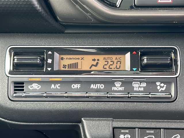 スズキ ハスラー Jスタイル Ⅱ 茨城県 2023(令5)年 1万km フェニックスレッドパール/ソフトベージュメタリック ワンオーナー/純正9inメモリナビ/(地デジTV・CD・DVD・BT・USB・ラジオ再生)/レーダークルーズコントロール/レーンアシスト/スズキセーフティサポート/・デュアルカメラブレーキサポート/・後退時ブレーキサポート/・誤発進抑制/・車線逸脱抑制警報/・標識認識/・先行車発進警報/・アラウンドビューカメラ/シートヒーター/ドライブレコーダー/ETC/オートライト/LEDヘッドライト/純正15inアルミホイール/純正フロアマット/スマートキー/取扱説明書/保証書