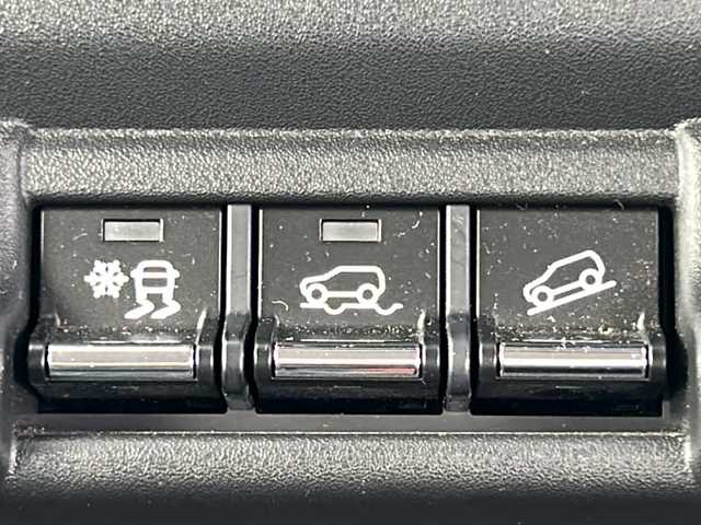 スズキ ハスラー Jスタイル Ⅱ 茨城県 2023(令5)年 1万km フェニックスレッドパール/ソフトベージュメタリック ワンオーナー/純正9inメモリナビ/(地デジTV・CD・DVD・BT・USB・ラジオ再生)/レーダークルーズコントロール/レーンアシスト/スズキセーフティサポート/・デュアルカメラブレーキサポート/・後退時ブレーキサポート/・誤発進抑制/・車線逸脱抑制警報/・標識認識/・先行車発進警報/・アラウンドビューカメラ/シートヒーター/ドライブレコーダー/ETC/オートライト/LEDヘッドライト/純正15inアルミホイール/純正フロアマット/スマートキー/取扱説明書/保証書