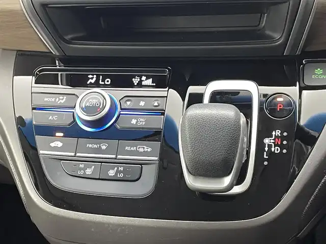 ホンダ フリード ハイブリット G ホンダセンシング 熊本県 2020(令2)年 4.7万km プレミアムクリスタルレッドM メーカーＯＰ９in純正メモリナビVXM-207VFNi/（AM・FM・BT・フルセグ・SD）/純正ビルトインETC/Bカメラ/純正前後ドライブレコーダー/追従クルーズコントロール/両側パワースライドドア/横滑り防止装置/衝突軽減システム/標識認識機能/先行車発進お知らせ機能/LEDヘッドライト/オートライト/エンジンスタートボタン/シートヒーターD+N/サンシェード/スマートキー/スペアキー1本/純正フロアマット