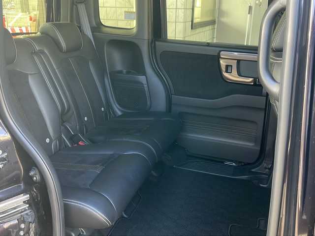 ホンダ Ｎ ＢＯＸ カスタム G L ターボ ホンダセンシング 神奈川県 2018(平30)年 5.4万km プレミアムベルベットパープル・パール 純正ナビ/（CD/DVD/AM/FM/SD/USB/AUX/BT/フルセグTV)/バックカメラ/全方位ドライブレコーダー/ETC/パドルシフト/レーダークルーズコントロール/両側パワースライドドア/純正フロアマット/純正アルミホイール/レーンキープアシスト/横滑り防止装置/プリクラッシュ/コーナーセンサー/アイドリングストップ/オートライト/エンジンスタートボタン/スペアキー×１/保証書/取扱説明書