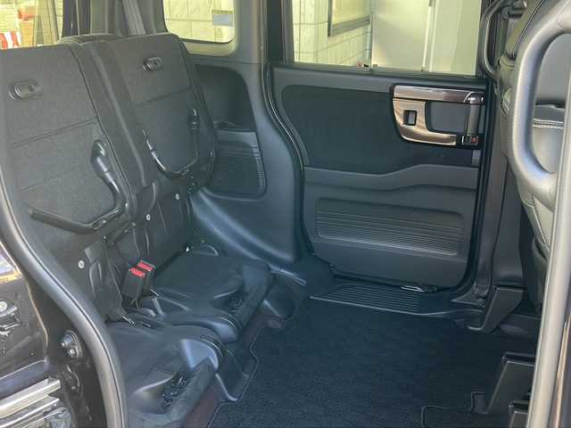 ホンダ Ｎ ＢＯＸ カスタム G L ターボ ホンダセンシング 神奈川県 2018(平30)年 5.4万km プレミアムベルベットパープル・パール 純正ナビ/（CD/DVD/AM/FM/SD/USB/AUX/BT/フルセグTV)/バックカメラ/全方位ドライブレコーダー/ETC/パドルシフト/レーダークルーズコントロール/両側パワースライドドア/純正フロアマット/純正アルミホイール/レーンキープアシスト/横滑り防止装置/プリクラッシュ/コーナーセンサー/アイドリングストップ/オートライト/エンジンスタートボタン/スペアキー×１/保証書/取扱説明書