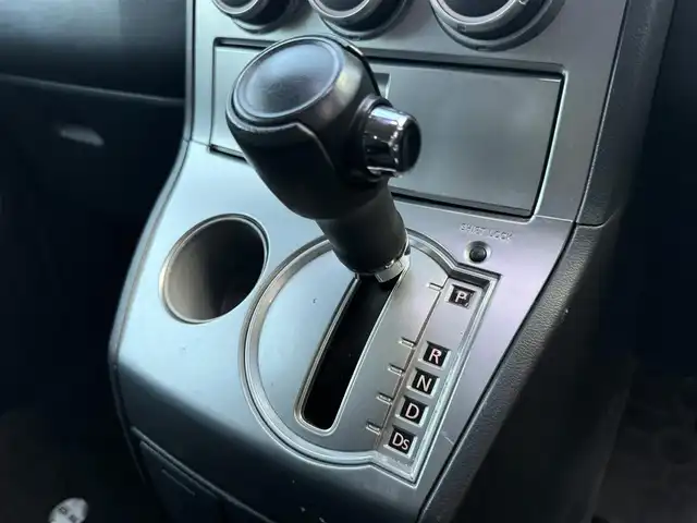 三菱 デリカＤ：５ C2 S 千葉県 2008(平20)年 12.2万km クールシルバーメタリック 純正HDDナビ/(ワンセグTV/CD/DVD/AM/FM)/バックカメラ/ETC/純正フロアマット/オートライト/スペアキー/純正ヘッドライト/電動格納ミラー