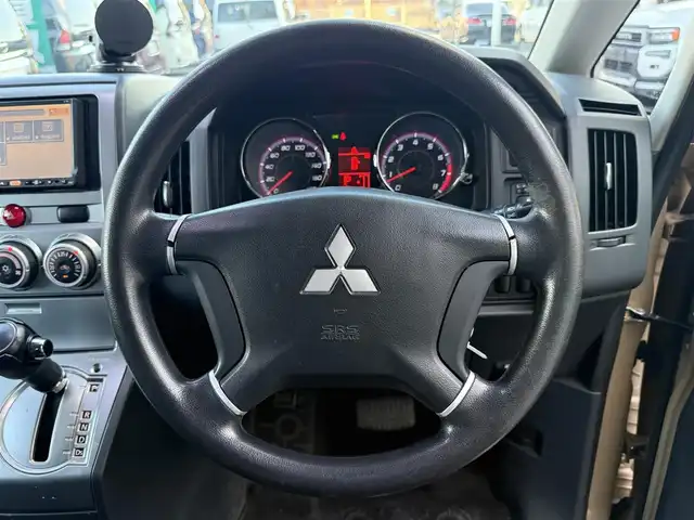 三菱 デリカＤ：５ C2 S 千葉県 2008(平20)年 12.2万km クールシルバーメタリック 純正HDDナビ/(ワンセグTV/CD/DVD/AM/FM)/バックカメラ/ETC/純正フロアマット/オートライト/スペアキー/純正ヘッドライト/電動格納ミラー