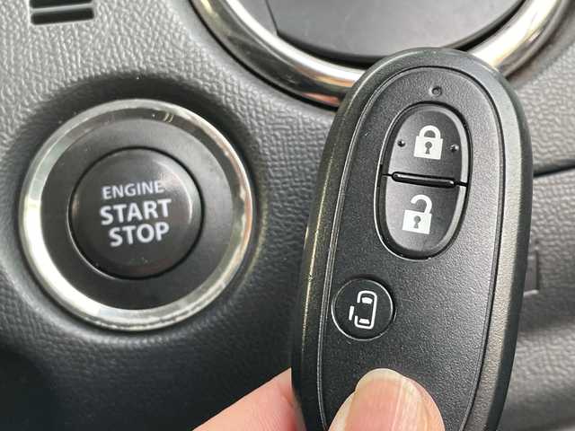 スズキ パレット ＳＷ XS 山口県 2010(平22)年 10.7万km ルナグレーパールメタリック 登録時走行距離/　【106868km】/取扱説明書/社外ナビ/CD/DVD/Bluetooth/片側パワースライドドア/オートライト/フォグライト/純正フロアマット/ドアバイザー