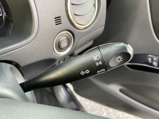 スズキ パレット ＳＷ XS 山口県 2010(平22)年 10.7万km ルナグレーパールメタリック 登録時走行距離/　【106868km】/取扱説明書/社外ナビ/CD/DVD/Bluetooth/片側パワースライドドア/オートライト/フォグライト/純正フロアマット/ドアバイザー