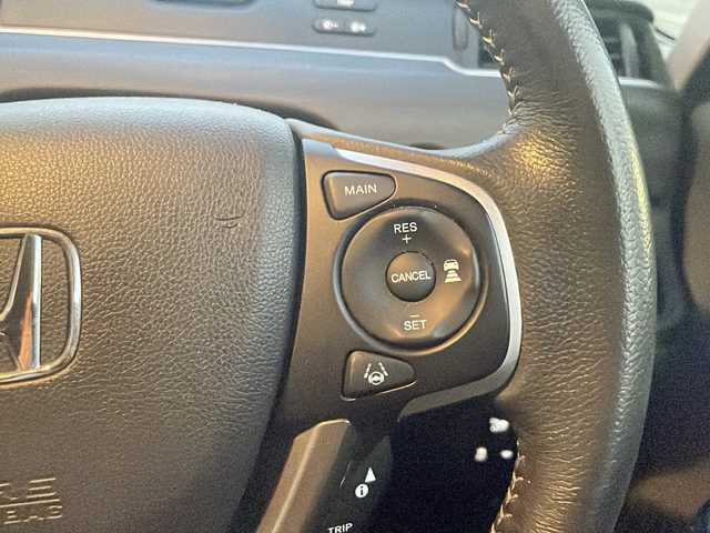 ホンダ フリード＋ ハイブリット EX 兵庫県 2019(令1)年 5.4万km ホワイトオーキッドパール ワンオーナー/保証書・取説・有/純正メモリーナビ・BT・FM・AM/バックカメラ/ETC/ドライブレコーダー/追尾機能付きクルーズコントロール/車線逸脱防止支援システム/衝突被害軽減ブレーキ/ロードサインアシスト/先行車発進通知/両側パワースライドドア/アイドリングストップ/プッシュスタート/スマートキー×2/純正フロアマット/純正ドアバイザー