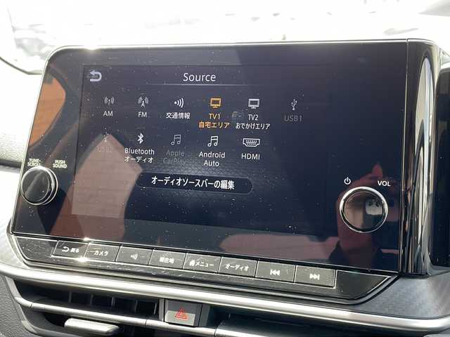 日産 ノート X FOUR 山形県 2022(令4)年 5.4万km スーパーブラック 禁煙車/プロパイロット/ハンドル支援/デジタルルームミラー/・インテリジェントエマージェンシーブレーキ/・ふらつき警報/・前方衝突予測警報/・標識検知機能/・側方運転支援/・後側方衝突防止支援システム/・アラウンドビューモニター/・踏み間違い衝突防止アシスト/・後退時車両検知警報/・インテリジェント ルームミラー/・エマージェンシーストップシグナル/インテリジェントBSI/純正ナビ/BT.USB.AndoroidAuto.AppleCarPlay.HDMI/フルセグ/ビルトインETC2.0/ステアリングヒーター/シートヒーター/置くだけ充電/クリアランスソナー/電動パーキングブレーキ/オートホールド/プッシュスタート/スマートキー