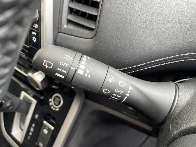 日産 セレナ ハイウェイスター Vセレクション 愛知県 2018(平30)年 4.1万km マルーンレッド 2トーン プロパイロット/衝突軽減システム/純正9型ナビ　ＳＤカードなし/フリップダウンモニター/全方位カメラ/両側パワースライドドア/クルーズコントロール/フルセグ/CD DVD/Bluetooth/バックカメラ/コーナーセンサー/純正アルミホイール/LEDヘッドライト/インテリジェントミラー/オートライト/ドライブレコーダー/ETC/ステアリングスイッチ/スマートキー/プッシュスタート