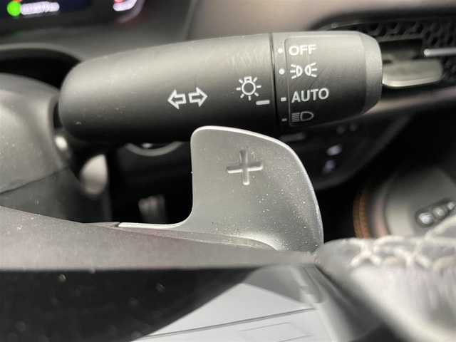 ホンダ ＺＲ－Ｖ ハイブリッド e:HEV Z 鹿児島県 2024(令6)年 2.4万km クリスタルブラックパール ワンオーナー/Honda SENSING/ブラインドスポットインフォメーション/後退出庫サポート/アダプティブドライビングビーム/マルチビューカメラシステム/Honda CONNECTディスプレー＋ETC2.0車載器＋ワイヤレス充電器/本革シート＋運転席8ウェイ助手席4ウェイパワーシート(ドライビングポジションシステム付)/運転席＆助手席シートヒーター/BOSEプレミアムサウンドシステム(12スピーカー)/ハンズフリーアクセスパワーテールゲート(予約クローズ機能付)/18インチアルミホイール(切削＋ベルリナブラック)/ドライブレコーダー【DRH-224SD】/禁煙