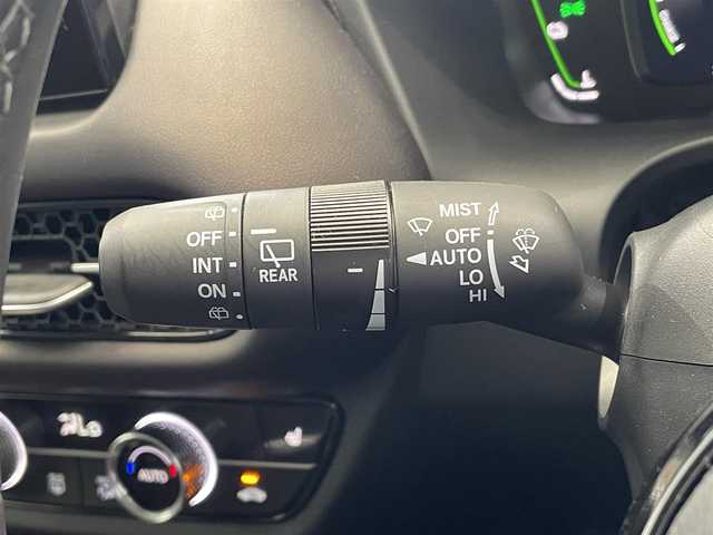 ホンダ ＺＲ－Ｖ ハイブリッド e:HEV Z 鹿児島県 2024(令6)年 2.4万km クリスタルブラックパール ワンオーナー/Honda SENSING/ブラインドスポットインフォメーション/後退出庫サポート/アダプティブドライビングビーム/マルチビューカメラシステム/Honda CONNECTディスプレー＋ETC2.0車載器＋ワイヤレス充電器/本革シート＋運転席8ウェイ助手席4ウェイパワーシート(ドライビングポジションシステム付)/運転席＆助手席シートヒーター/BOSEプレミアムサウンドシステム(12スピーカー)/ハンズフリーアクセスパワーテールゲート(予約クローズ機能付)/18インチアルミホイール(切削＋ベルリナブラック)/ドライブレコーダー【DRH-224SD】/禁煙