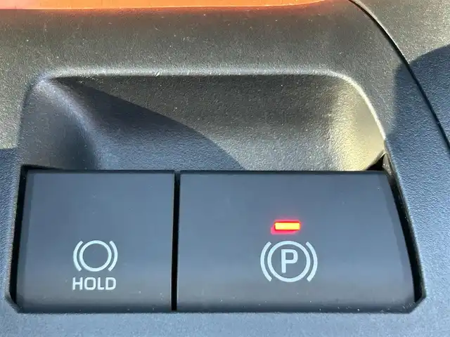 トヨタ ＲＡＶ４ アドベンチャー 熊本県 2022(令4)年 1.2万km センシュアルレッドマイカ 純正ディスプレイオーディオ/・ナビキット/・AM/FM/USB/BT/Miracast/・全周囲カメラ/JAOSプロテクターキット/・バンパープロテクター/・ノーズプロテクター/・サイドプロテクタ＾/・ピラープロテクター/トヨタセーフティセンス/・プリクラッシュセーフティ/・レーントレーシングアシスト/・ブラインドスポットモニター/・パーキングサポートブレーキ/・リアクロストラフィックアラート/・ロードサインアシスト/・オートマチックハイビーム/前席シートヒーター/クーラー/D席メモリ付きパワーシート/電動パーキングブレーキ/オートホールドブレーキ/革巻きステアリング/・ステアリングスイッチ/・ステアリングヒーター/ETC2.0/LEDヘッドライト/LEDフォグランプ/純正アルミホイール/純正フロアマット/純正ドアバイザー/電動格納ミラー/ウインカーミラー/スペアキー