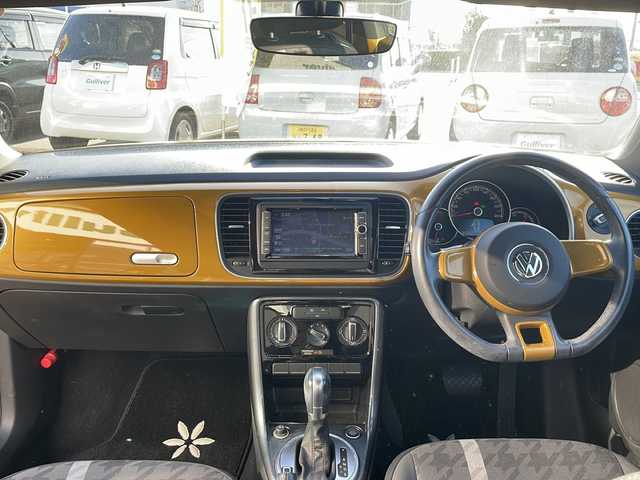 フォルクスワーゲン ザ・ビートル デザイン 兵庫県 2017(平29)年 6.3万km 黄 純正ナビ（AM/FM/BT/CD/DVD)/・フルセグTV/バックモニター/クルーズコントロール/ブラインドスポットモニター/純正マット/電格ミラー