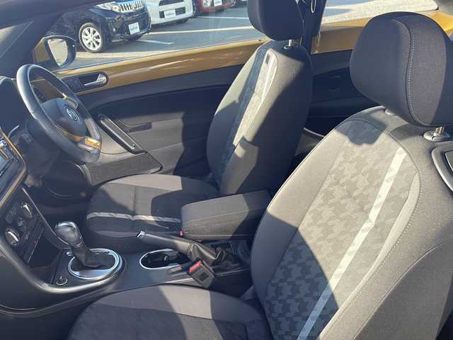 フォルクスワーゲン ザ・ビートル デザイン 兵庫県 2017(平29)年 6.3万km 黄 純正ナビ（AM/FM/BT/CD/DVD)/・フルセグTV/バックモニター/クルーズコントロール/ブラインドスポットモニター/純正マット/電格ミラー