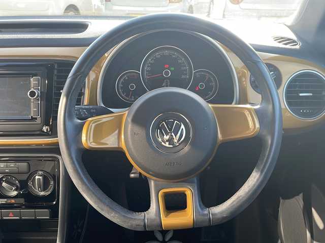 フォルクスワーゲン ザ・ビートル デザイン 兵庫県 2017(平29)年 6.3万km 黄 純正ナビ（AM/FM/BT/CD/DVD)/・フルセグTV/バックモニター/クルーズコントロール/ブラインドスポットモニター/純正マット/電格ミラー