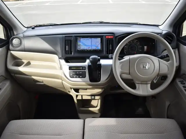 ホンダ Ｎ ＷＧＮ C 福岡県 2017(平29)年 2.4万km ルナシルバーM 社外メモリナビ【CN-RA06D】/フルセグTV・BT・CD・DVD・FM・AM/バックカメラ/ETC/シティブレーキ/キーレスエントリー/前後ドライブレコーダー【ZDR016】/保証書・取説・スペアキー