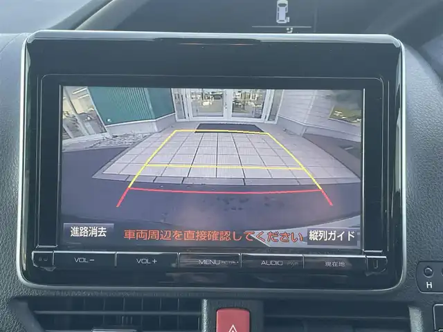 トヨタ ヴォクシー ZS 煌 岡山県 2016(平28)年 7.9万km ブラック 純正9インチナビ　/NSZT-Y64T/フルセグTV、CD、DVD、Bluetooth、AM、FM/バックカメラ/両側パワースライドドア/ETC