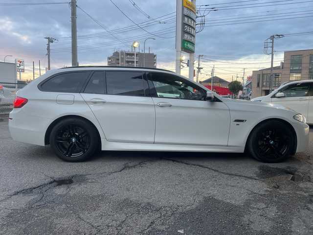 ＢＭＷ ５２３ｄ ツーリング Mスポーツ ハイライン 神奈川県 2016(平28)年 9.7万km 白 メーカーナビ/フルセグテレビ/バックカメラ/BT/クルーズコントロール/サンルーフ/レザーシート/シートヒーター/パワーシート/パワーバックドア/パドルシフト/電動パーキング/プッシュスタート/パワーバックドア/コナーセンサー/ETC/フロアマット