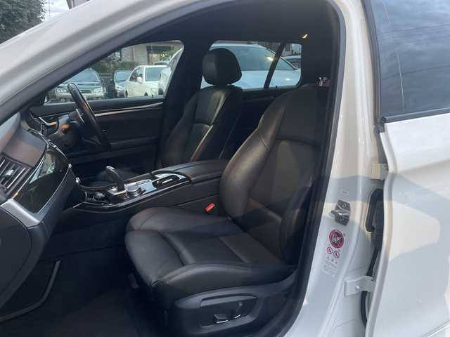 ＢＭＷ ５２３ｄ ツーリング Mスポーツ ハイライン 神奈川県 2016(平28)年 9.7万km 白 メーカーナビ/フルセグテレビ/バックカメラ/BT/クルーズコントロール/サンルーフ/レザーシート/シートヒーター/パワーシート/パワーバックドア/パドルシフト/電動パーキング/プッシュスタート/パワーバックドア/コナーセンサー/ETC/フロアマット