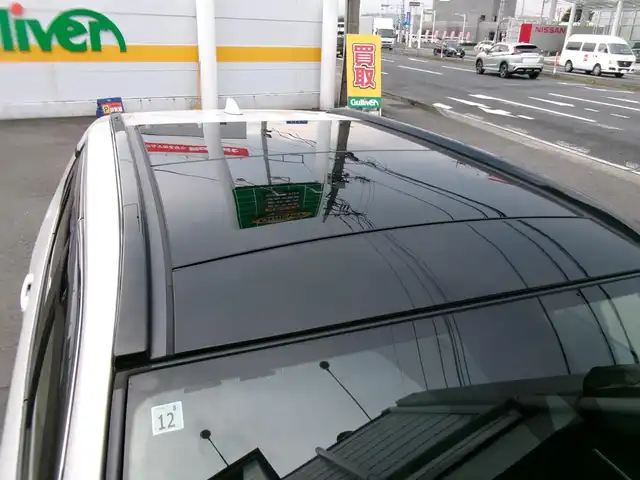 トヨタ ＲＡＶ４ G 群馬県 2019(令1)年 8.5万km ホワイトパールクリスタルシャイン ワンオーナー/パノラマムーンルーフ/モデリスタエアロ/9インチSDナビ/フルセグテレビ/バックカメラ/TVキャンセラー/ステアリングヒーター/パワーシート/パワーバックドア/Toyota Safety Sense/ブラインドスポットモニター/リヤクロストラフィックアラート