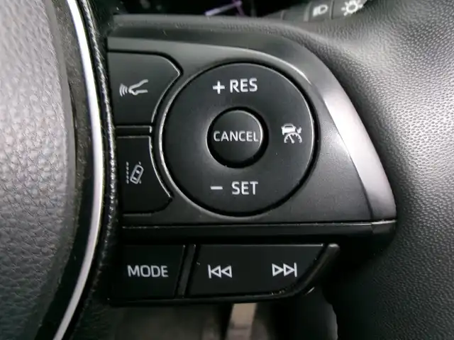 トヨタ ＲＡＶ４ G 群馬県 2019(令1)年 8.5万km ホワイトパールクリスタルシャイン ワンオーナー/パノラマムーンルーフ/モデリスタエアロ/9インチSDナビ/フルセグテレビ/バックカメラ/TVキャンセラー/ステアリングヒーター/パワーシート/パワーバックドア/Toyota Safety Sense/ブラインドスポットモニター/リヤクロストラフィックアラート