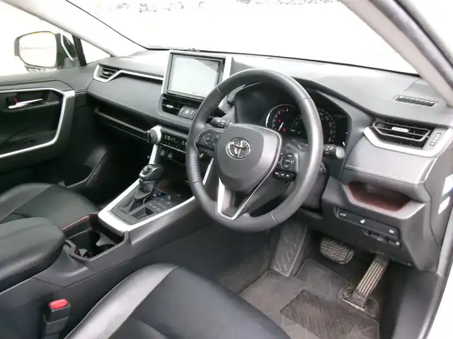 トヨタ ＲＡＶ４ G 群馬県 2019(令1)年 8.5万km ホワイトパールクリスタルシャイン ワンオーナー/パノラマムーンルーフ/モデリスタエアロ/9インチSDナビ/フルセグテレビ/バックカメラ/TVキャンセラー/ステアリングヒーター/パワーシート/パワーバックドア/Toyota Safety Sense/ブラインドスポットモニター/リヤクロストラフィックアラート